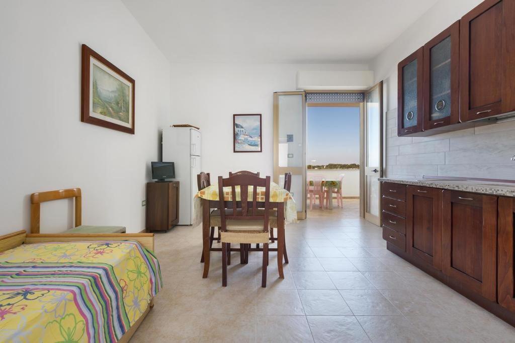 Casa Vacanza Mare Blu Torre Lapillo Exteriér fotografie
